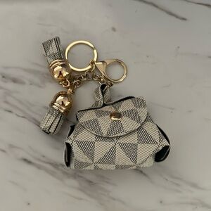 Cute airpod keychain